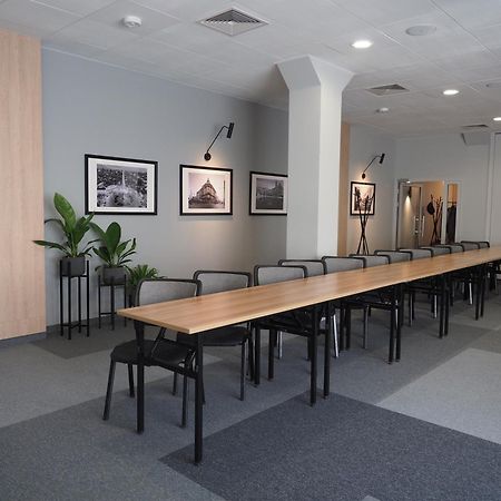 Iness Hotel Łódź Eksteriør billede