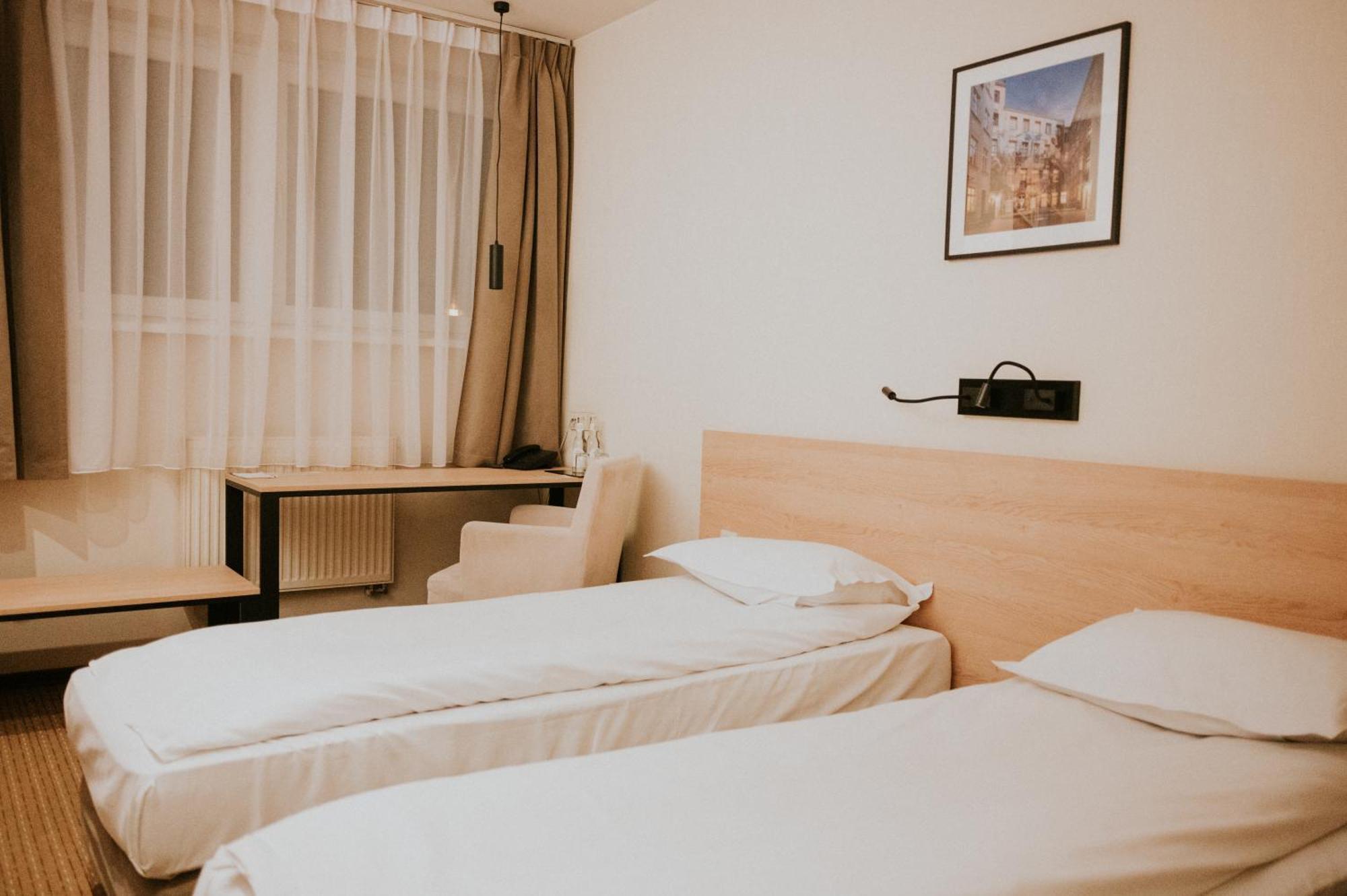 Iness Hotel Łódź Eksteriør billede