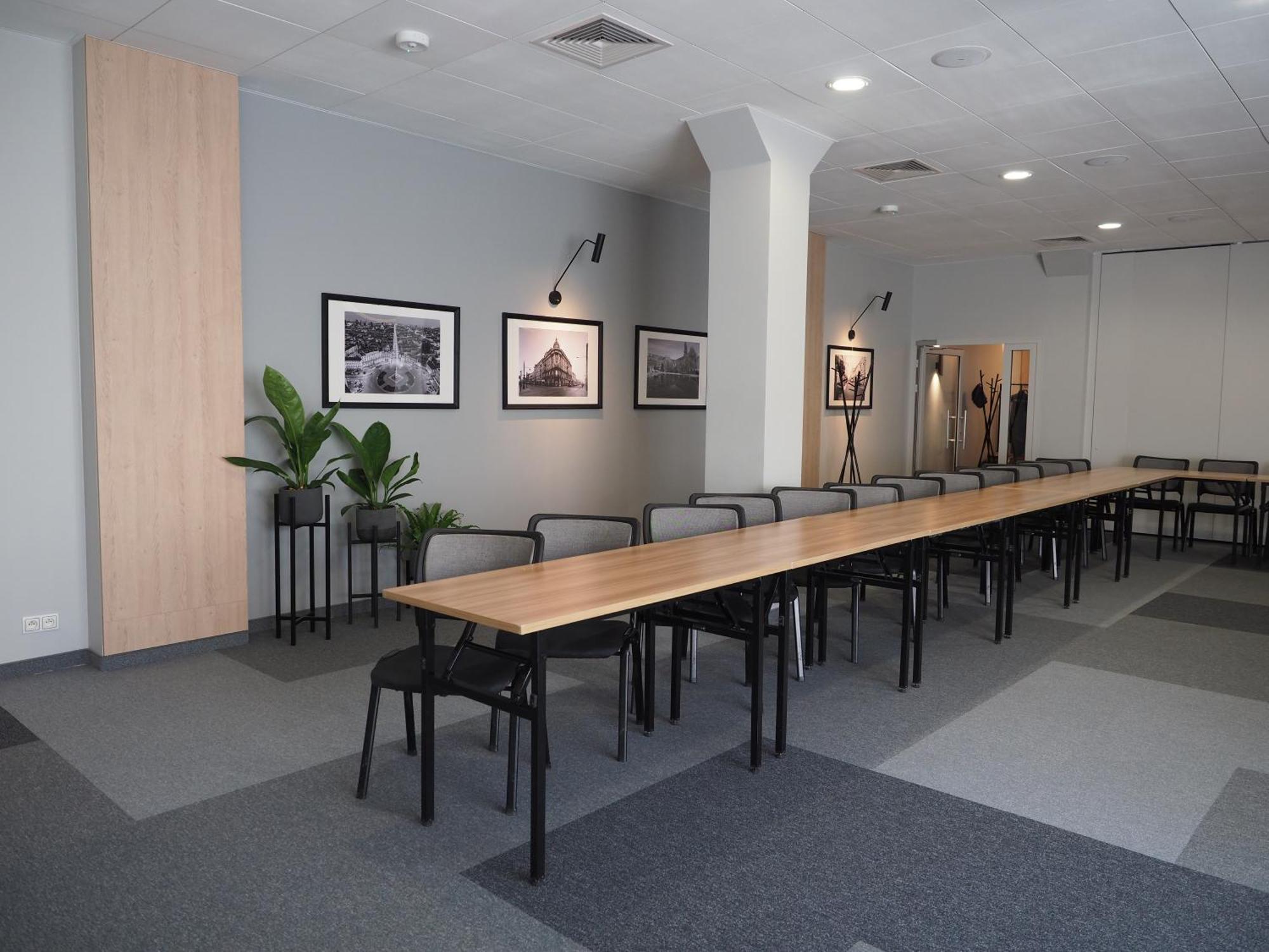 Iness Hotel Łódź Eksteriør billede
