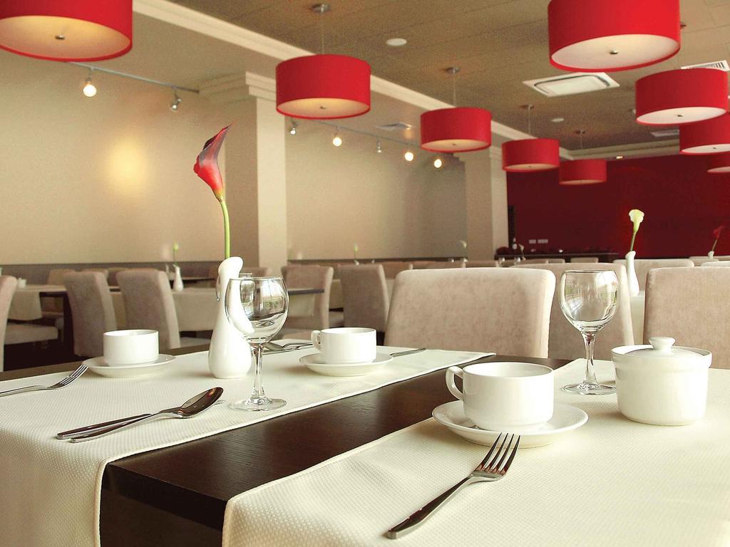 Iness Hotel Łódź Eksteriør billede